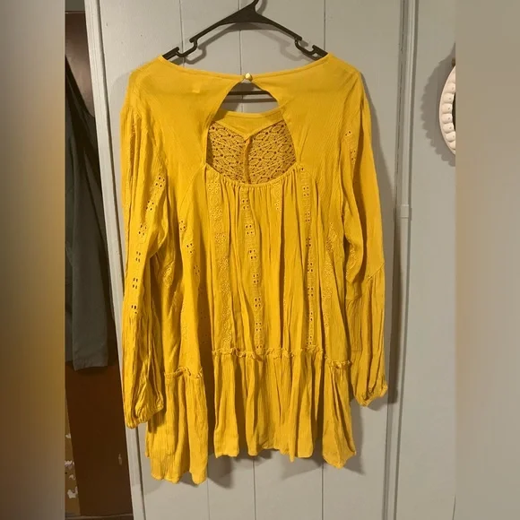 Adiva flowy yellow blouse - Picture 2 of 3